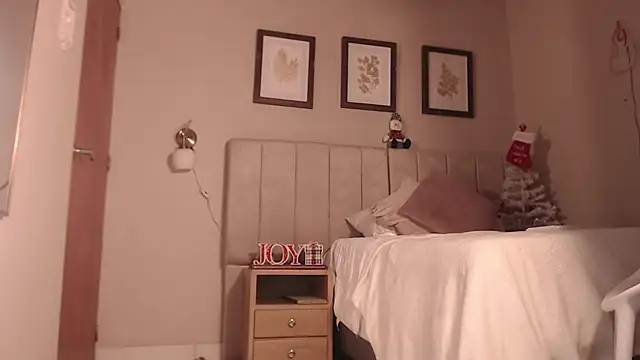 Snapshot of _dakota_a chatting on December 16, 2025, 2:55 pm dakota a online show from December 16, 2025, 2:55 pm