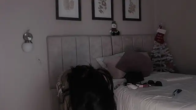 Snapshot of _dakota_a chatting on December 19, 2025, 2:46 pm dakota a online show from December 19, 2025, 2:46 pm