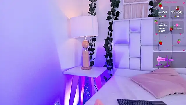 Snapshot of Miaa_gh1 chatting on November 8, 2025, 12:16 pm Miaa gh1 online show from November 8, 2025, 12:16 pm