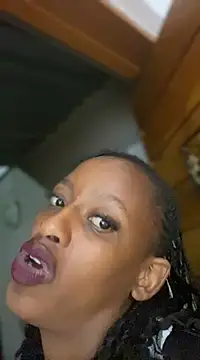 teddy04 online show from February 16, 2025, 7:05 pm