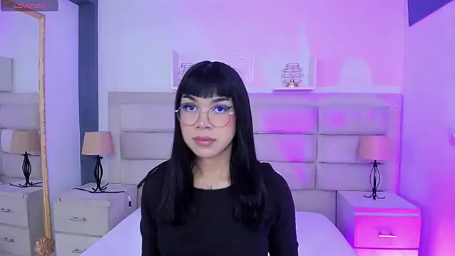 RoseCassie online show from February 13, 2025, 12:32 pm