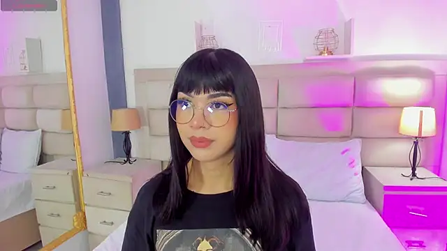 RoseCassie online show from February 25, 2025, 12:55 pm