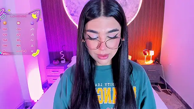Snapshot of RoseCassie chatting on June 8, 2026, 12:49 pm RoseCassie online show from June 8, 2026, 12:49 pm