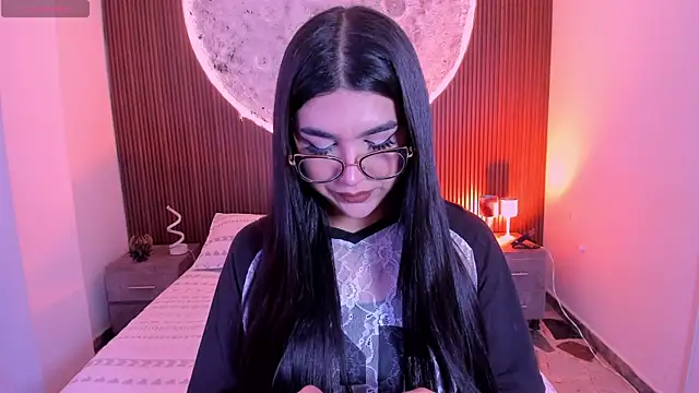 Snapshot of RoseCassie chatting on June 19, 2026, 1:48 pm RoseCassie online show from June 19, 2026, 1:48 pm