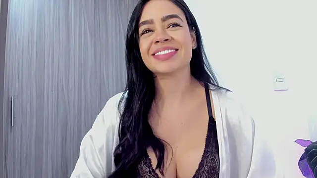 Snapshot of Sara_Leblanc chatting on February 24, 2025, 4:36 pm Sara Leblanc online show from February 24, 2025, 4:36 pm