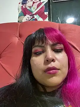 Snapshot of Pinky-Flower chatting on January 1, 2025, 6:37 am Pinky-Flower online show from January 1, 2025, 6:37 am