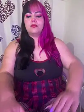 Snapshot of Pinky-Flower chatting on February 12, 2025, 4:01 am Pinky-Flower online show from February 12, 2025, 4:01 am