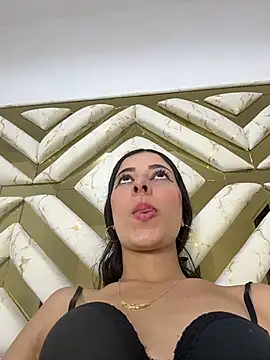 evaFiore online show from February 24, 2026, 8:29 pm