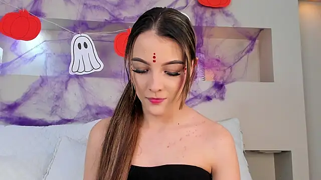 Snapshot of KendalPrince chatting on October 31, 2025, 5:08 am KendalPrince online show from October 31, 2025, 5:08 am