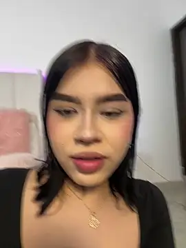 Lily Woodz online show from March 16, 2026, 7:07 pm