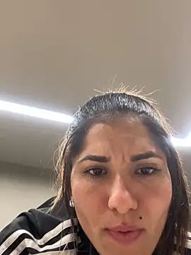 Snapshot of AlejandritaMilano chatting on March 1, 2026, 1:29 am AlejandritaMilano online show from March 1, 2026, 1:29 am