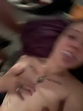 Snapshot of milabandolero chatting on December 27, 2024, 9:22 pm milabandolero online show from December 27, 2024, 9:22 pm