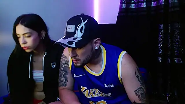 Snapshot of miia-liiam chatting on January 9, 2026, 5:43 am miia-liiam online show from January 9, 2026, 5:43 am