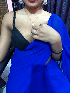 Snapshot of Mee_Neeharika chatting on November 30, 2025, 11:14 am Mee Neeharika online show from November 30, 2025, 11:14 am