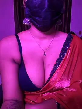 Snapshot of Mee_Neeharika chatting on December 2, 2025, 6:14 pm Mee Neeharika online show from December 2, 2025, 6:14 pm