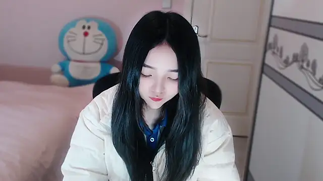 xiao-xiao-D online show from November 1, 2025, 3:19 am