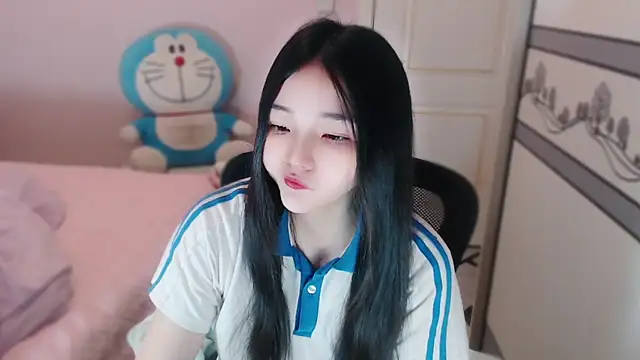 Snapshot of xiao-xiao-D chatting on December 21, 2025, 5:36 am xiao-xiao-D online show from December 21, 2025, 5:36 am