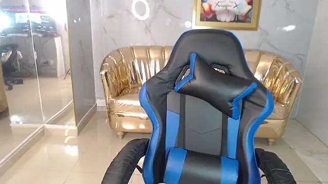 Snapshot of honey_torres_sub chatting on March 18, 2025, 12:47 pm honey torres sub online show from March 18, 2025, 12:47 pm