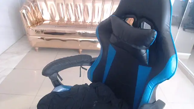 Snapshot of honey_torres_sub chatting on January 7, 2026, 1:24 pm honey torres sub online show from January 7, 2026, 1:24 pm