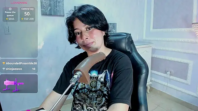 Snapshot of Lily_Martinez chatting on September 12, 2025, 10:59 am Lily Martinez online show from September 12, 2025, 10:59 am