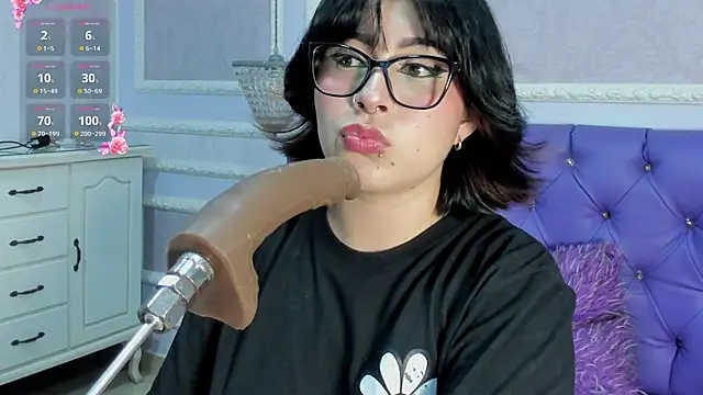 Snapshot of Lily_Martinez chatting on February 5, 2026, 6:51 am Lily Martinez online show from February 5, 2026, 6:51 am