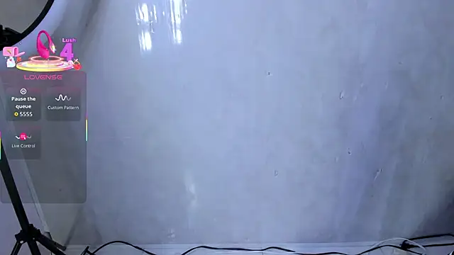 Samantha Good online show from September 14, 2025, 12:15 pm