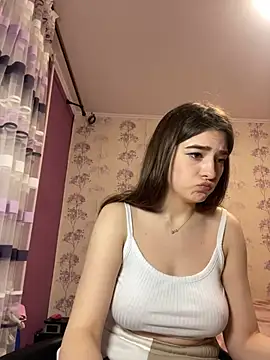 Snapshot of Sofiy_a chatting on December 21, 2024, 11:34 pm Sofiy a online show from December 21, 2024, 11:34 pm