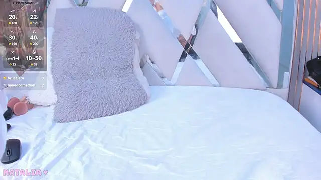 Snapshot of _Hottest_Mature chatting on November 20, 2025, 3:28 am Hottest Mature online show from November 20, 2025, 3:28 am