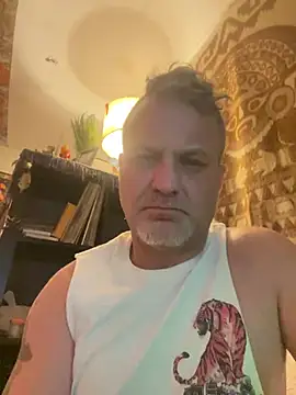 Snapshot of SilverandFox chatting on January 7, 2025, 5:31 pm SilverandFox online show from January 7, 2025, 5:31 pm