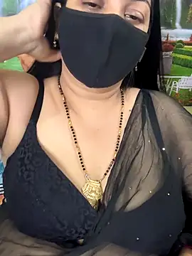 FlatVincy4 online show from November 6, 2025, 3:51 am