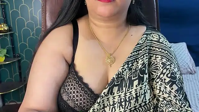 FlatVincy4 online show from July 9, 2026, 8:29 am