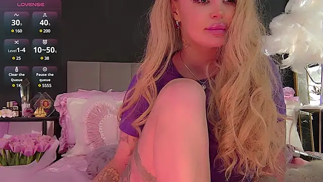 Snapshot of Marussia_luxury chatting on March 8, 2025, 11:48 am Marussia luxury online show from March 8, 2025, 11:48 am