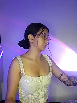 Rosita forever  online show from March 10, 2025, 3:30 pm