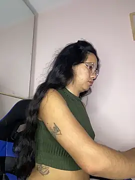 Snapshot of Rosita_forever_ chatting on April 2, 2026, 2:04 pm Rosita forever online show from April 2, 2026, 2:04 pm