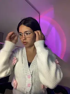Snapshot of Rosita_forever_ chatting on April 12, 2026, 1:21 am Rosita forever online show from April 12, 2026, 1:21 am