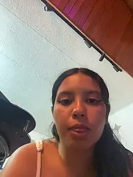 Snapshot of Rosita_forever_ chatting on May 26, 2026, 6:26 pm Rosita forever online show from May 26, 2026, 6:26 pm