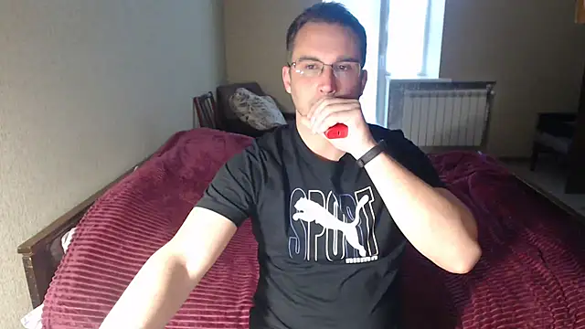 Sanderx online show from March 8, 2025, 1:36 pm