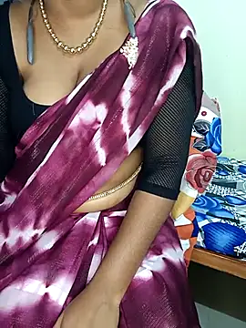 Snapshot of Tamilbigboobie chatting on October 2, 2025, 1:01 am Tamilbigboobie online show from October 2, 2025, 1:01 am