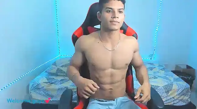 Snapshot of oliver_thompsson7 chatting on January 1, 2025, 1:04 am oliver thompsson7 online show from January 1, 2025, 1:04 am