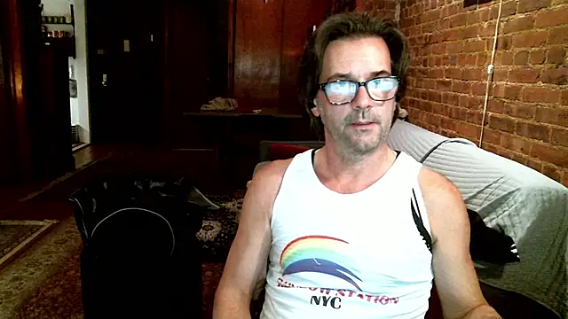 Snapshot of Johnny_Bottoms chatting on January 15, 2026, 11:08 pm Johnny Bottoms online show from January 15, 2026, 11:08 pm