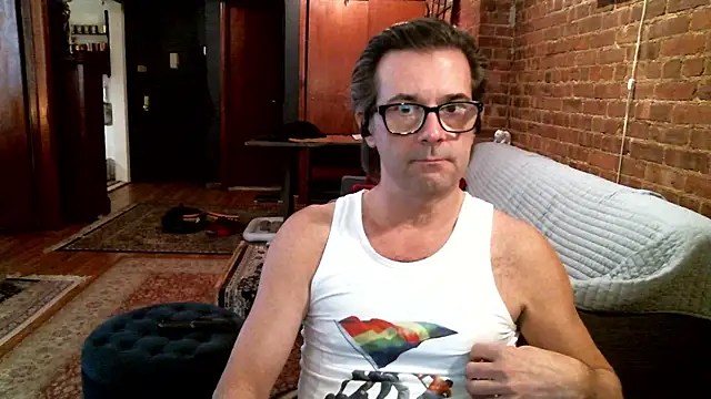 Snapshot of Johnny_Bottoms chatting on February 16, 2026, 2:46 pm Johnny Bottoms online show from February 16, 2026, 2:46 pm