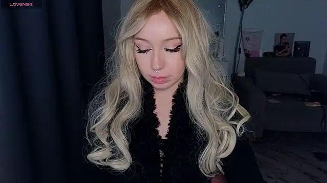 MoranaMissGod online show from October 20, 2025, 1:28 am