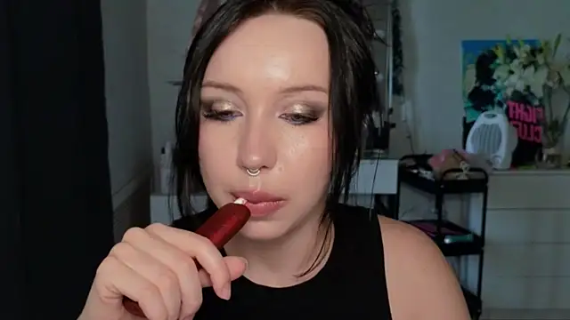MoranaMissGod online show from May 24, 2026, 3:17 pm