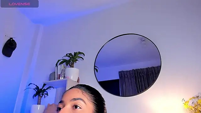 Snapshot of martina_roldam chatting on January 23, 2025, 4:09 am martina roldam online show from January 23, 2025, 4:09 am