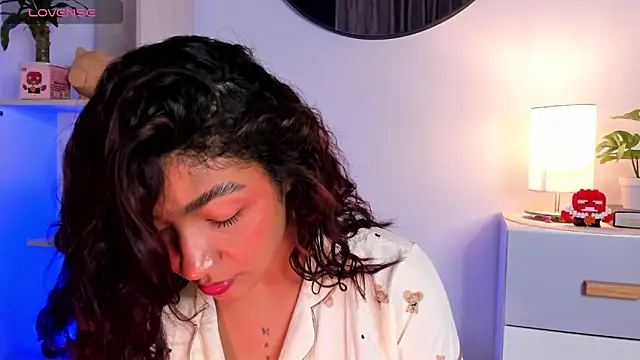 Snapshot of martina_roldam chatting on January 30, 2025, 5:30 am martina roldam online show from January 30, 2025, 5:30 am