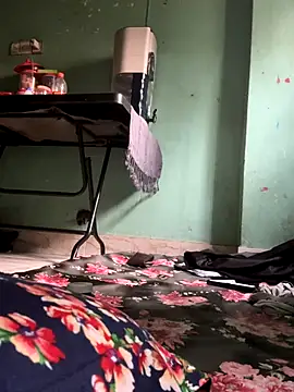 GildanK18 online show from December 22, 2025, 9:50 am