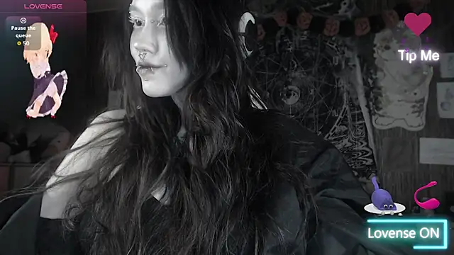 Snapshot of chloe_crystall_killer chatting on February 4, 2026, 10:36 pm chloe crystall killer online show from February 4, 2026, 10:36 pm