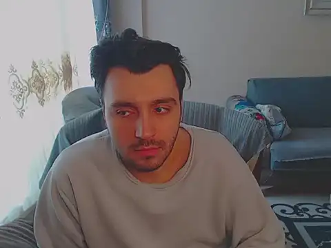 Snapshot of handsomeee04 chatting on February 23, 2025, 11:44 am handsomeee04 online show from February 23, 2025, 11:44 am
