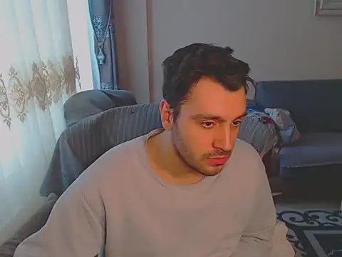 Snapshot of handsomeee04 chatting on February 23, 2025, 2:46 pm handsomeee04 online show from February 23, 2025, 2:46 pm