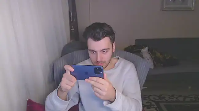 Snapshot of handsomeee04 chatting on March 7, 2025, 9:38 pm handsomeee04 online show from March 7, 2025, 9:38 pm